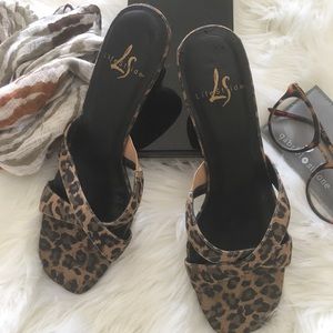 Leopard sandal kitten heel